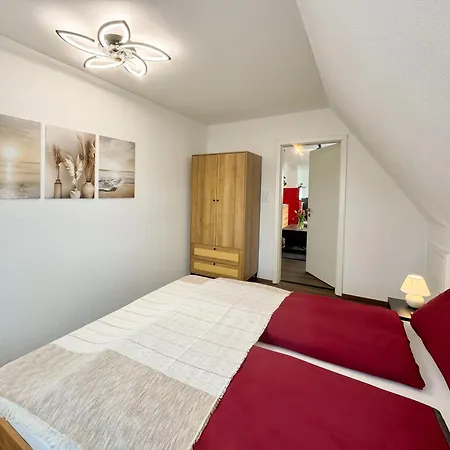 Geräumige Mit 2 Schlafzimmern, Fitness&bestlage Apartment